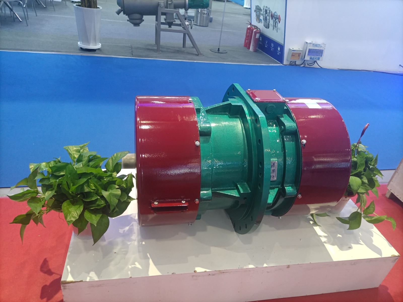 鐘祥新宇側(cè)板振動(dòng)電機(jī)VB-15116-W